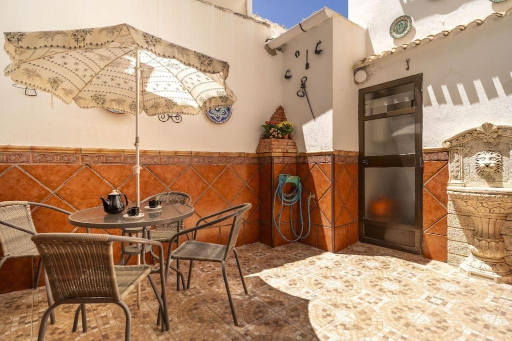 Casa Con Patio Y Terraza En Barrio Historico De La Villa, Junto Al Adarve Priego de Córdoba Buitenkant foto